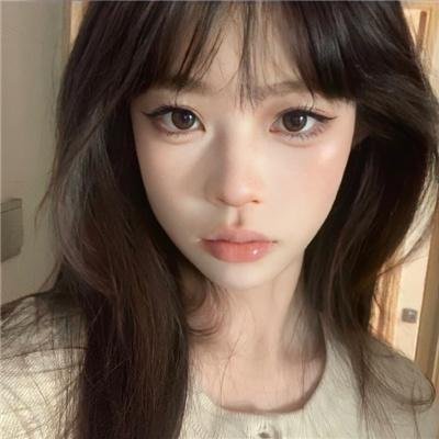 粉红火鹤的神秘凝视